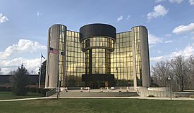 Livonia City Hall (2022).jpg