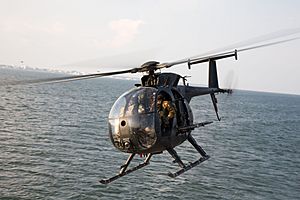 Archivo:MH-6 Little Bird deck landing