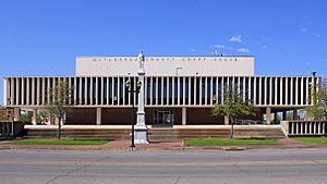 Matagorda County Texas Courthouse 2016.jpg