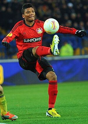 Archivo:Metallist-Bayer-04 (6)