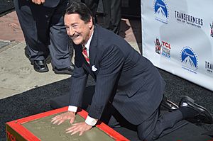 Archivo:Peter Cullen Sept 2014 (cropped)