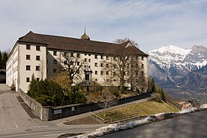 Archivo:Pfaefers Kloster