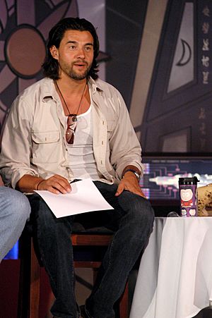 Archivo:Steve Bacic gatecon