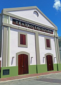 Archivo:Teatro Excelsior - Cabo Rojo