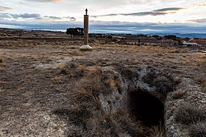 Archivo:Vía crucis y cueva, Calatayud, España, 2018-01-03, DD 06