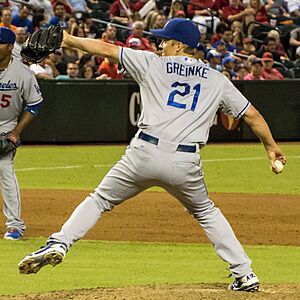 Archivo:Zack Greinke on September 17, 2013