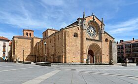 Avila - Iglesia San Pedro 01.jpg