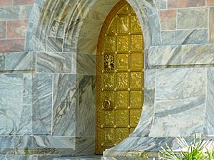 Archivo:Bok Tower door
