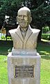 Busto del Perito Moreno