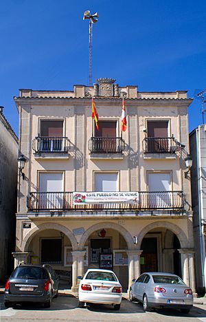 Archivo:Casa consistorial de Aldeadávila de la Ribera