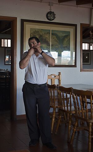 Archivo:Demostración de silbo gomero, La Gomera, España, 2012-12-14, DD 01