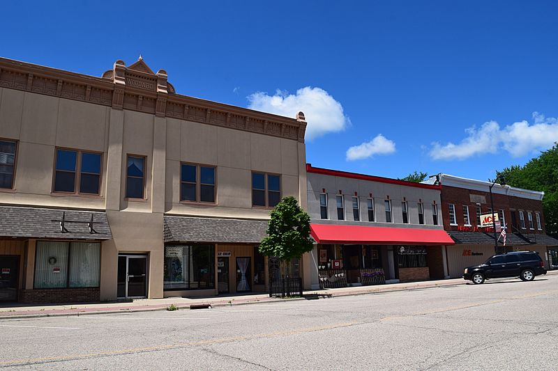Archivo Downtown Clinton, WI