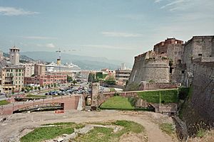 Archivo:Fortress Savona01