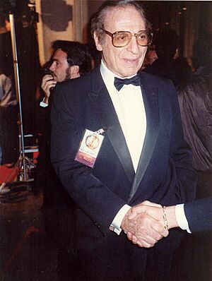 Archivo:Irv Kupcinet at the 62nd Academy Awards