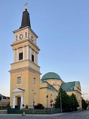Archivo:Oulu Cathedral