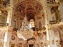Archivo:Stupinigi centrale hal boven