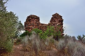 Torre de Satarenya 1.JPG