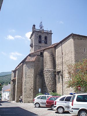 Archivo:Vista exterior de la Iglesia de Ntra. Sra. de la Asunción