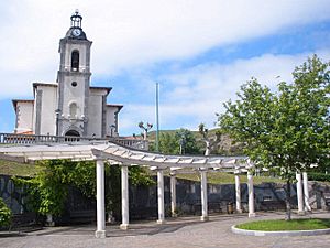 Archivo:Zierbena - Iglesia de San Roman 10