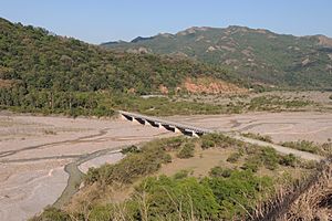 Archivo:97-Pte sobre Rio Grande Quebrada de Humahuaca