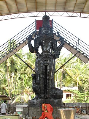 Archivo:Bennanje Sri Shaneeswara 23 feet Statue Udupi