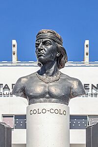 Archivo:Busto de Colo-Colo, Estadio Monumental, Macul, Santiago 20231203