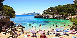 Vista de la playa de Cala Gat