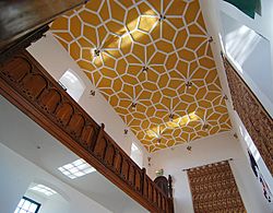 Archivo:Ceiling of the Staircase Hall of Herstmonceux Castle - geograph.org.uk - 1536541