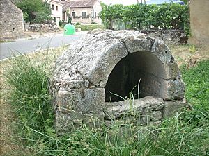 Archivo:Duraton pozo romano