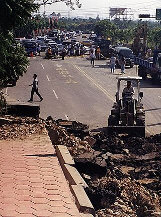 Earthquake- road crack.jpg