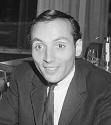 Erich Segal 1965.jpg