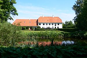 Archivo:Karen Blixen House near Copenhagen