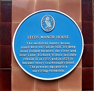 Archivo:Leeds Manor House Blue Plaque, Scarborough Hotel