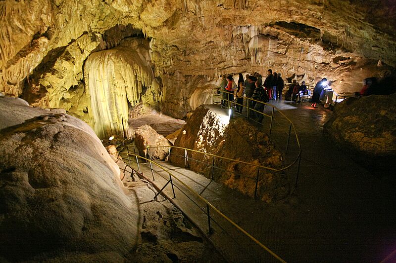 New Athos cave (3338661608)