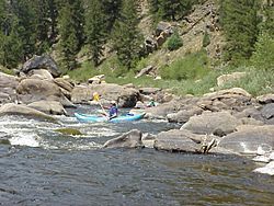 Archivo:North Platte River Northgate Canyon Canoers
