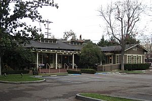 Archivo:PaloAltoCommunityHouse