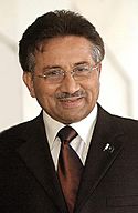 Archivo:Pervez Musharraf 2004