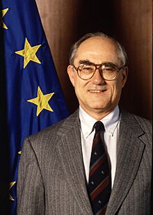 Peter Schmidhuber 1989.jpg