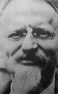 Archivo:Portrait of Leon Trotsky 3