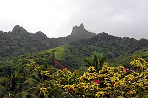 Archivo:THE NEEDLE, RAROTONGA, COOK ISLANDS
