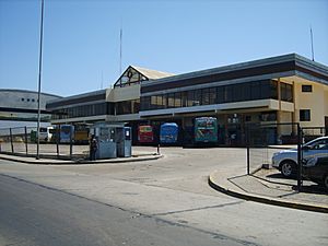 Archivo:Terminal de Buses de Coquimbo - panoramio