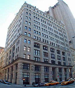 Archivo:Textile Building, Tribeca Historic District (15 October 2005)