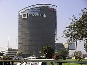 Archivo:Torre Interbank Lima