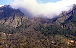 Archivo:Volcan de las arenas 1705 Tenerife