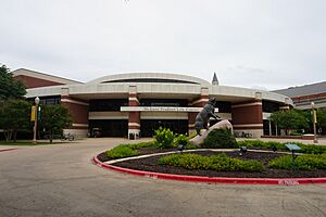 Archivo:Baylor University June 2016 29 (McLane Student Life Center)