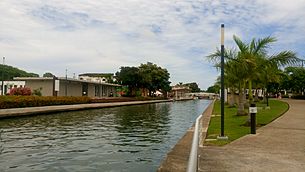 Archivo:Canal de la cortadura Tampico