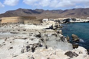Archivo:Castillo de San Felipe (Los Escullos) 03