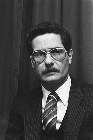 Archivo:Enige overlevende getuige van schietpartij in El Salvador waar vier IKON-medewer, Bestanddeelnr 932-1453