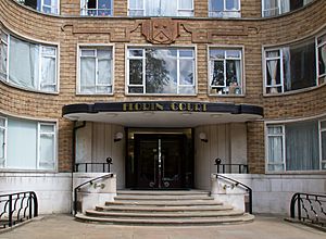Archivo:Florin Court-13909277428