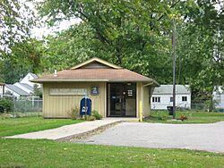 Grantville, KS Post Office.jpg